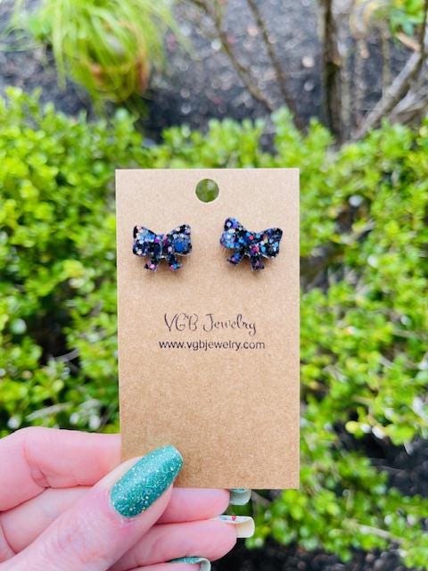 Bow stud earrings - Multiple colors available - Glitter resin handmade jewelry