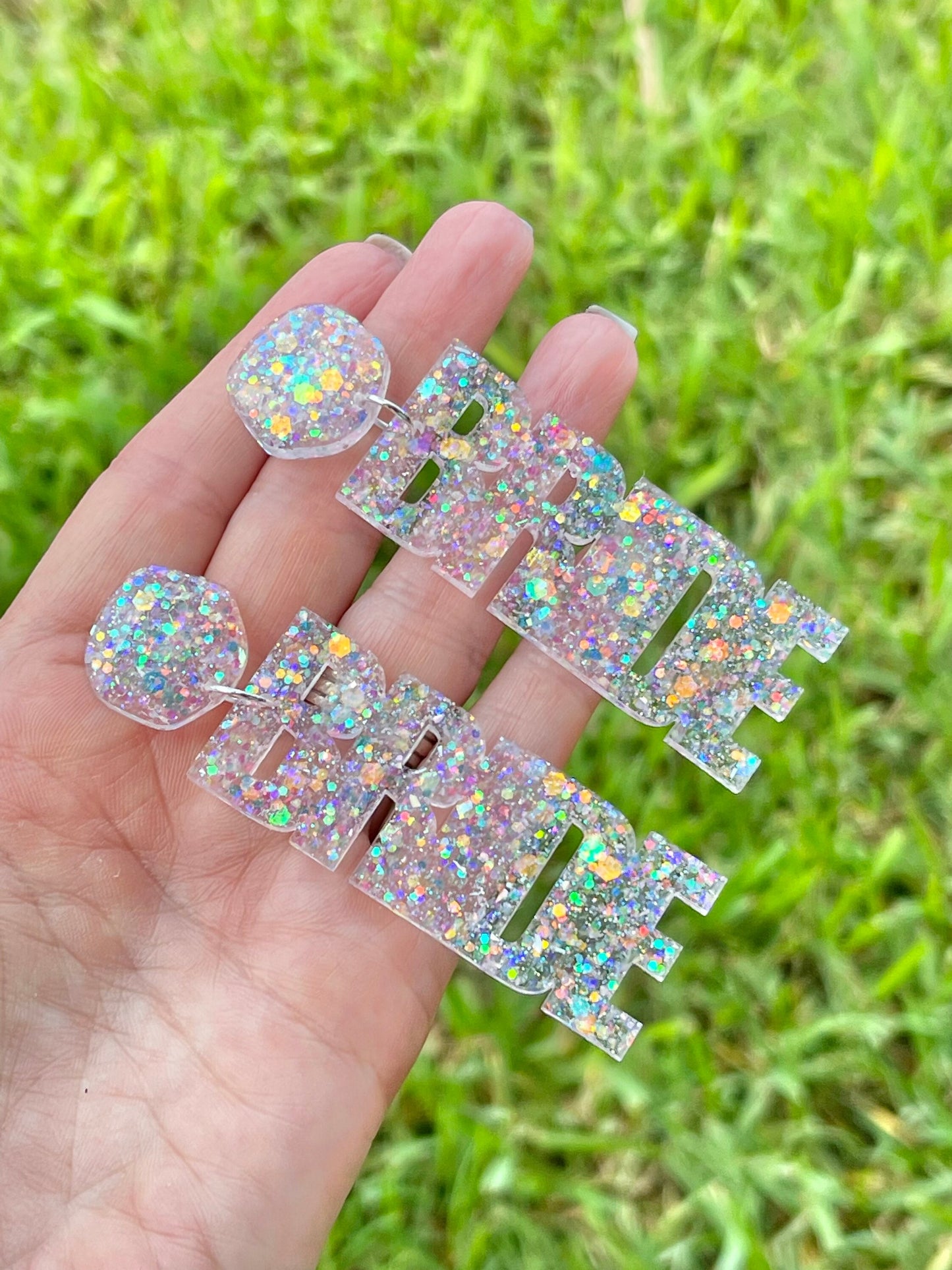 BRIDE glitter resin earring
