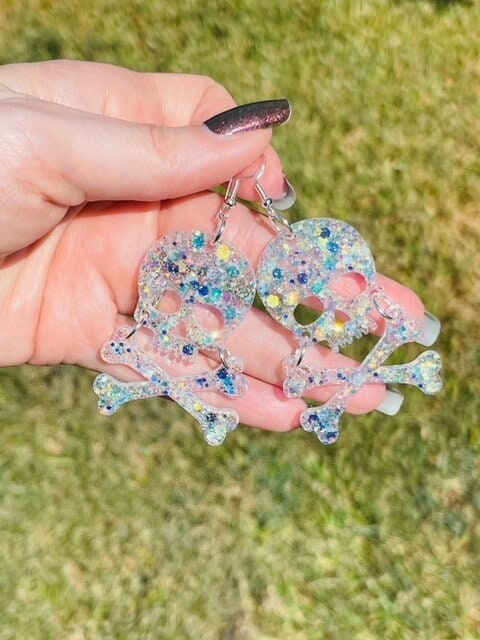 Sparkly Skull and Crossbone Jolly Roger Earrings