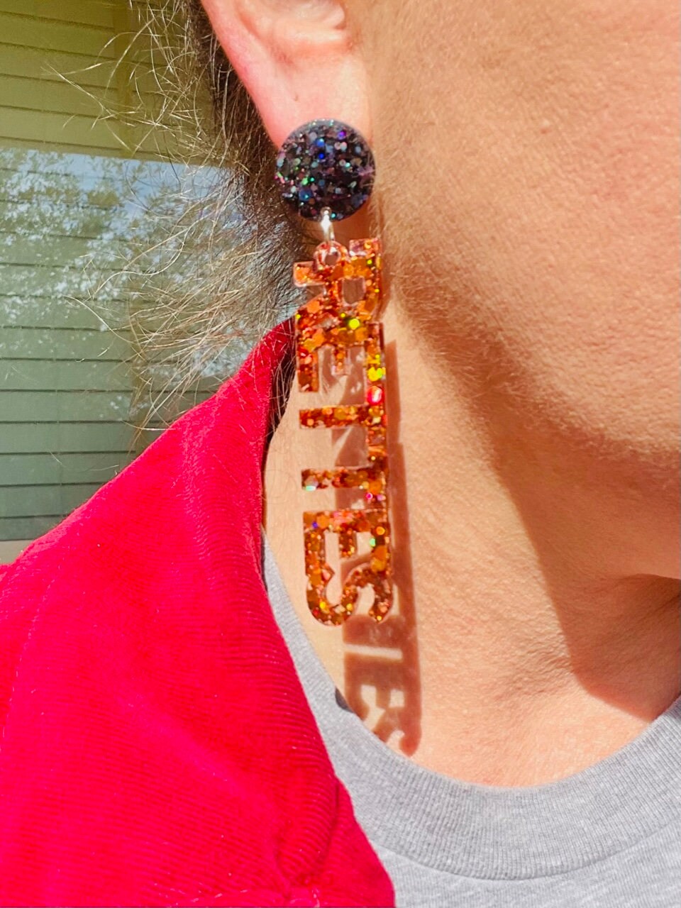 Rettes glitter resin word earrings