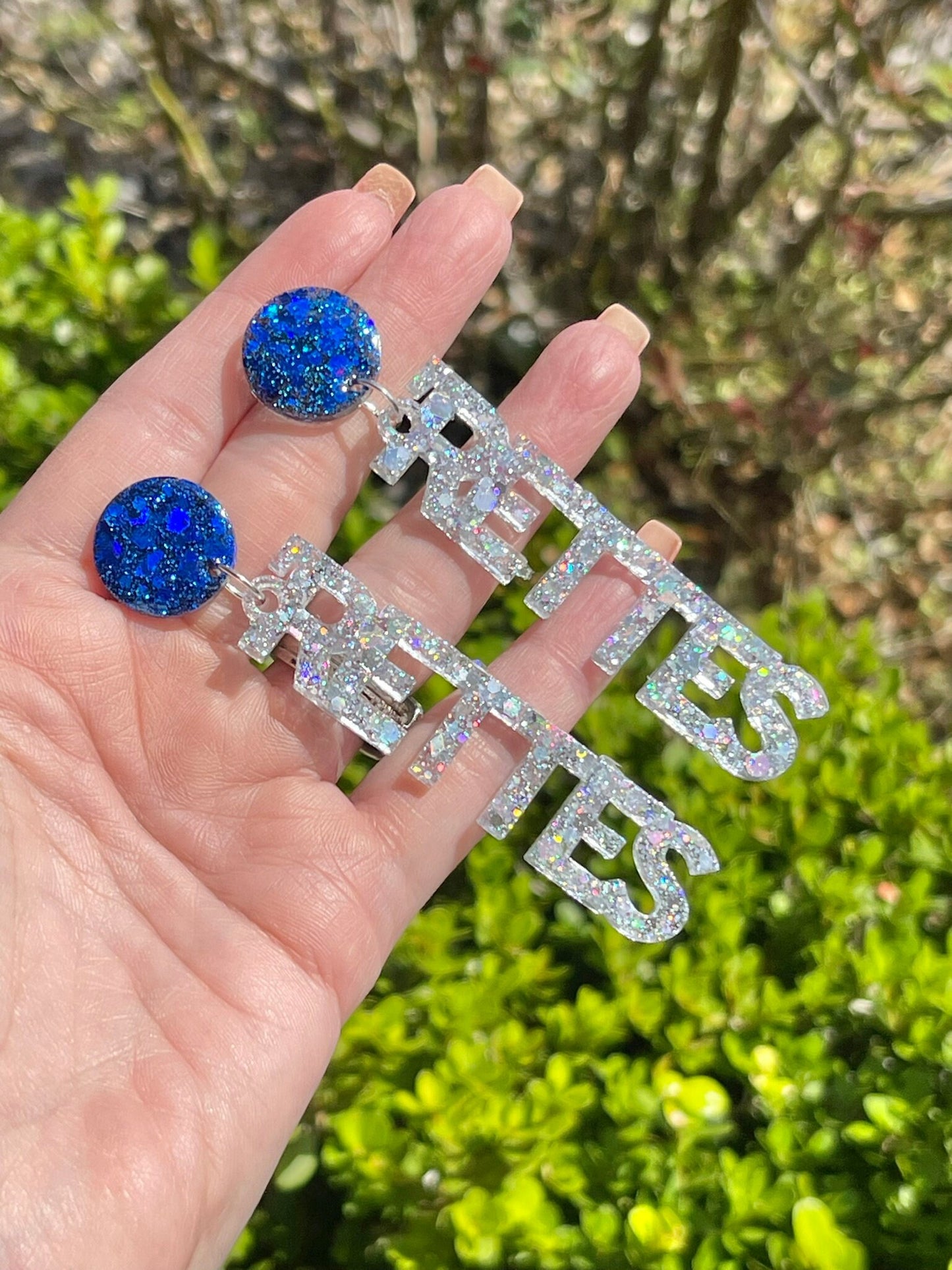 Rettes glitter resin word earrings