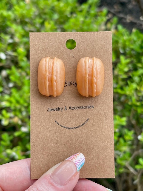 Macaron resin stud earrings