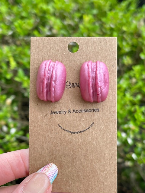 Macaron resin stud earrings