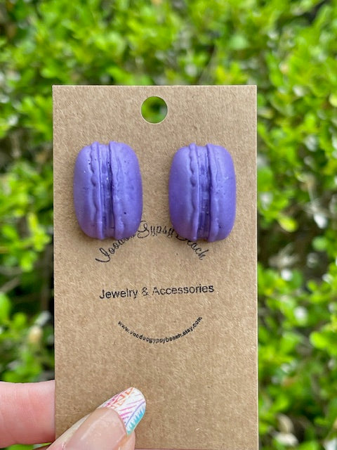 Macaron resin stud earrings