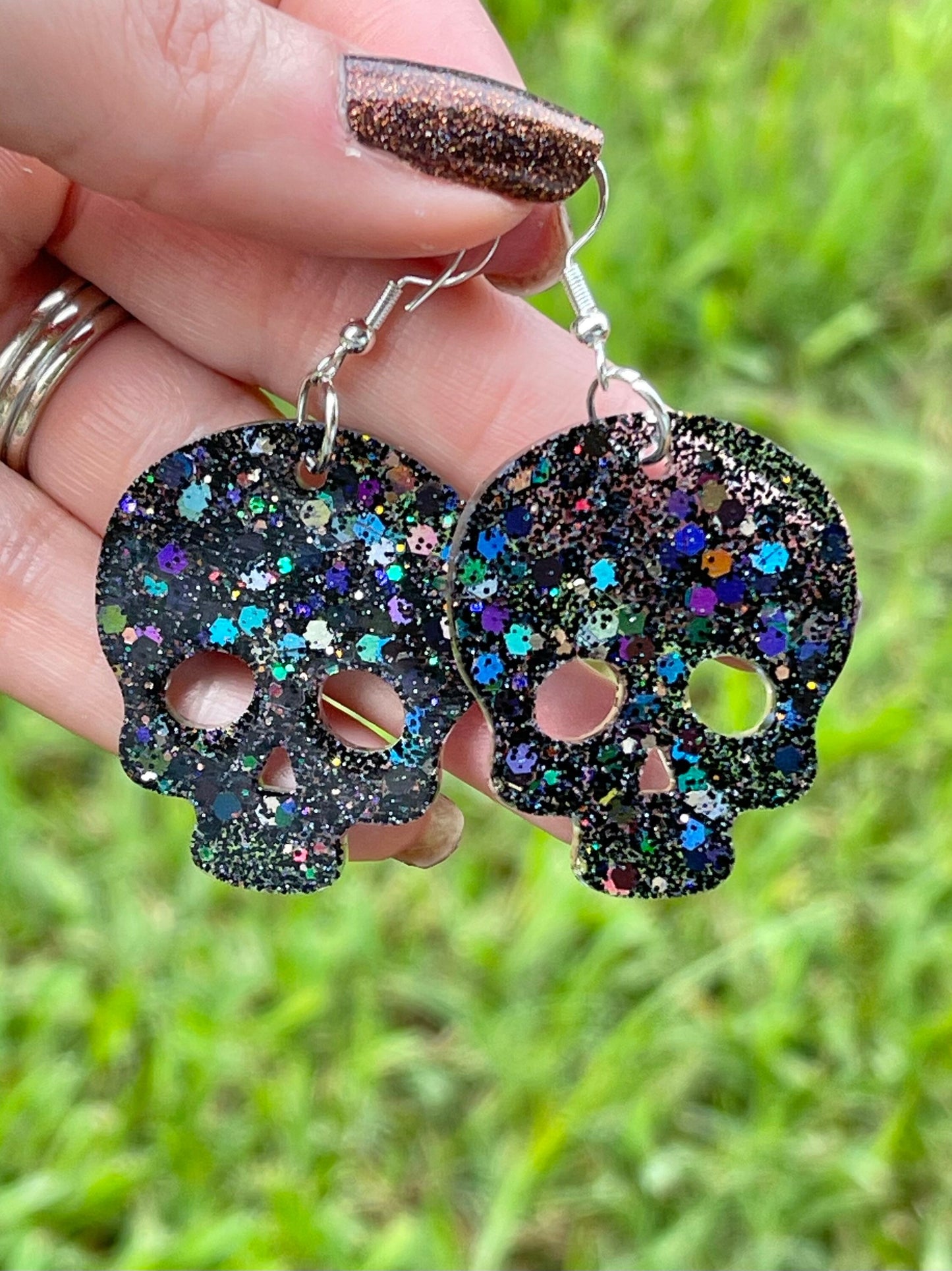 Halloween glitter skulls - resin earrings - handcrafted