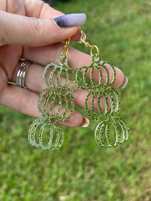 Super lightweight pumpkin stack earrings - Halloween glitter resin earring - fall pumpkin - handmade jewelry
