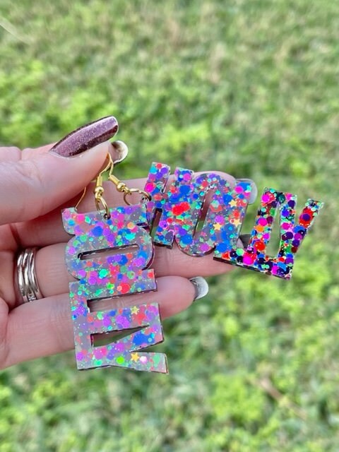 Holly Jolly Christmas resin earrings - Xmas word earring