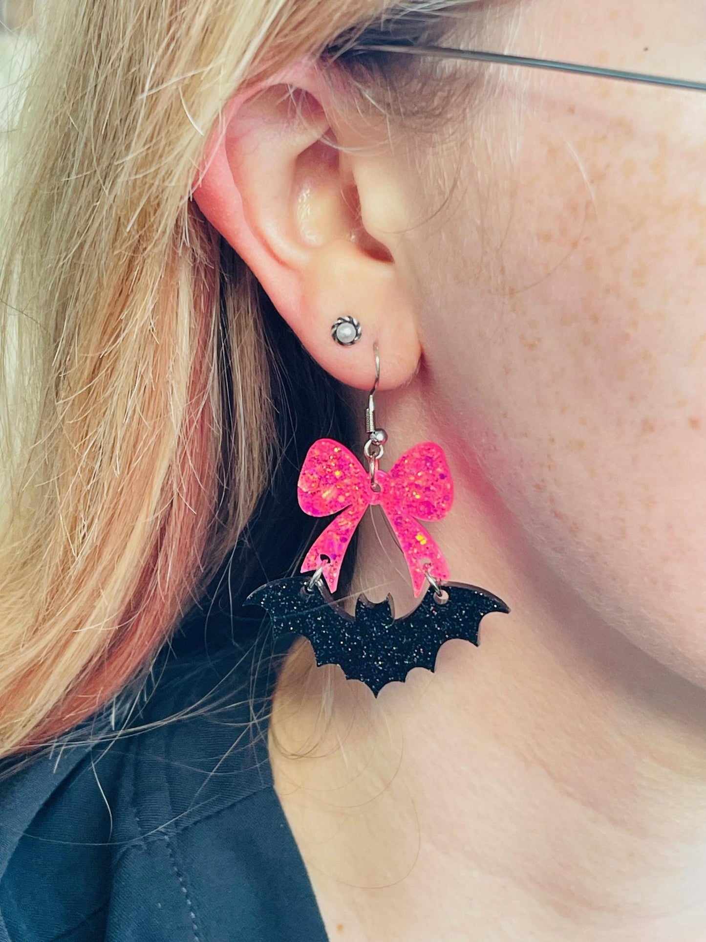Bat and Bow Earrings – Halloween Glitter or Mica Resin Dangles – Custom Bow Color – Spooky Cute Handmade Jewelry