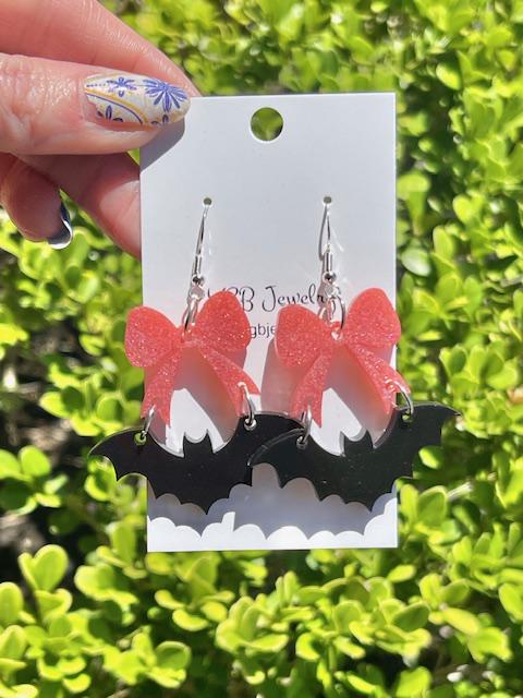 Bat and Bow Earrings – Halloween Glitter or Mica Resin Dangles – Custom Bow Color – Spooky Cute Handmade Jewelry