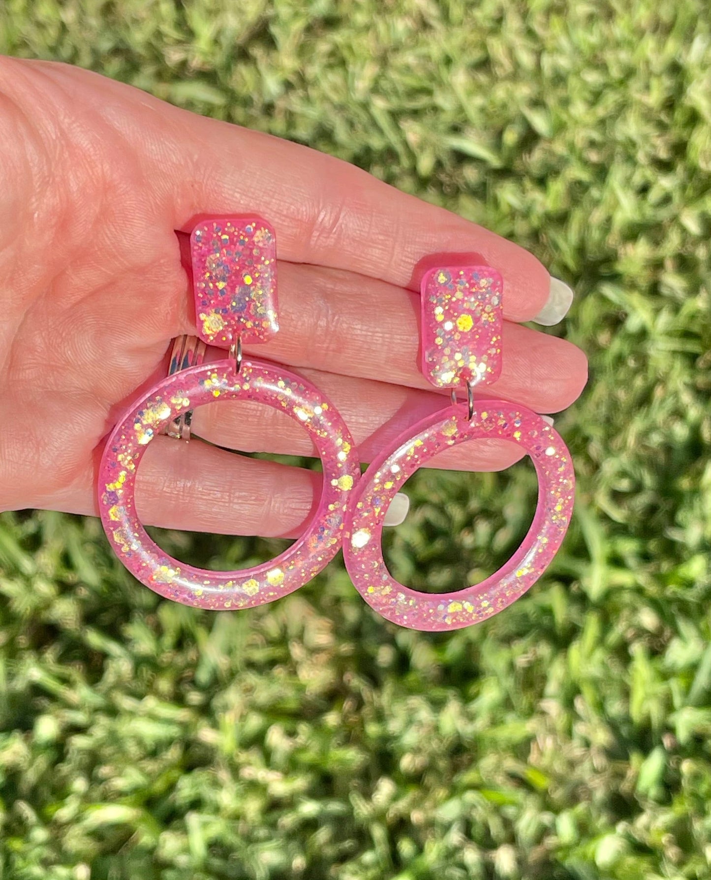 Circle hoop resin glitter earrings