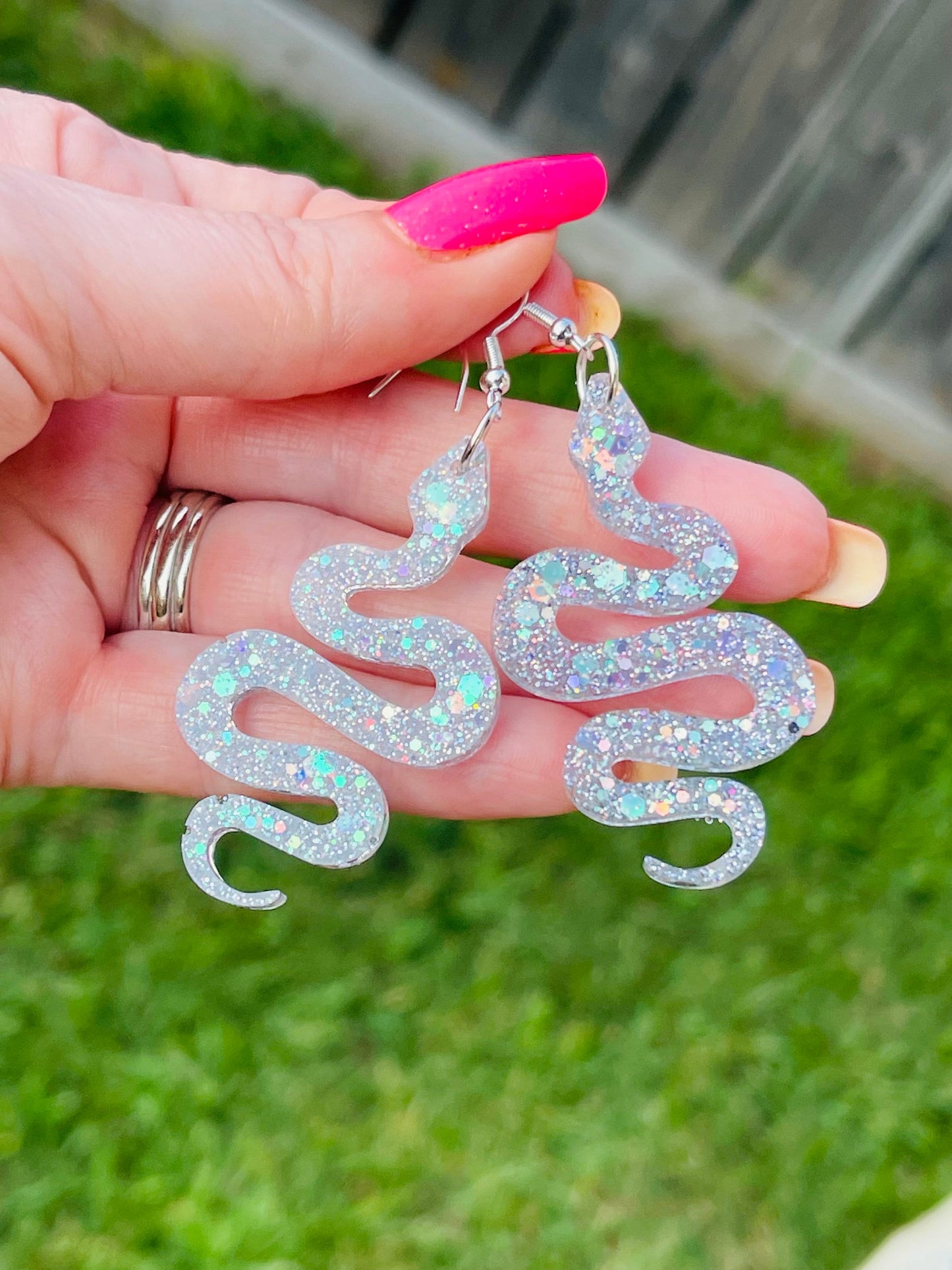 Super light slithering snake earrings - Reputation snake earring